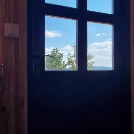 Brvnara A Pine Vikendica U Srcu Zapadne Srbije *