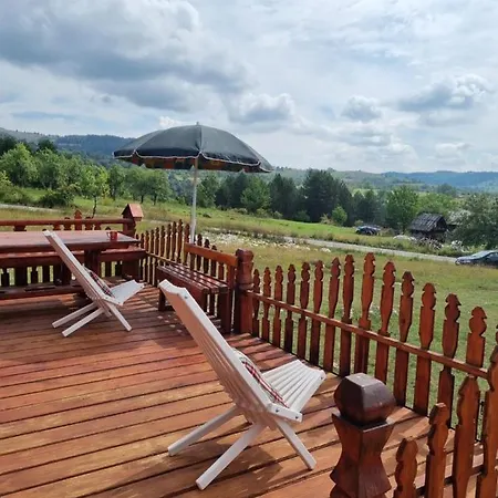 A Pine Vikendica U Srcu Zapadne Srbije Chalet