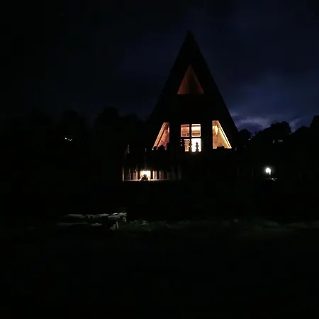 A Pine Vikendica U Srcu Zapadne Srbije Brvnara *