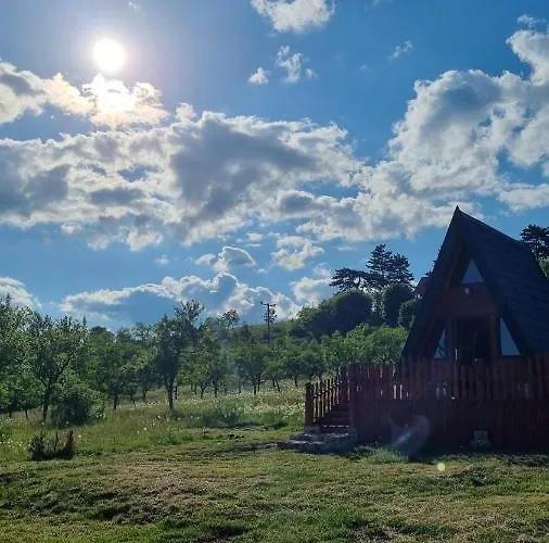 샬레 A Pine Vikendica U Srcu Zapadne Srbije *