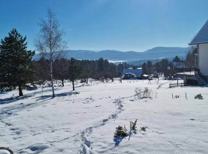 샬레 A Pine Vikendica U Srcu Zapadne Srbije *