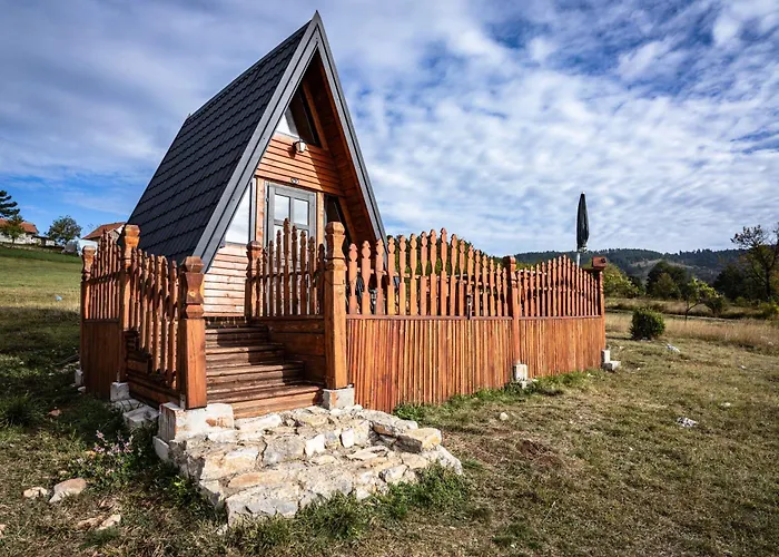 샬레 A Pine Vikendica U Srcu Zapadne Srbije *