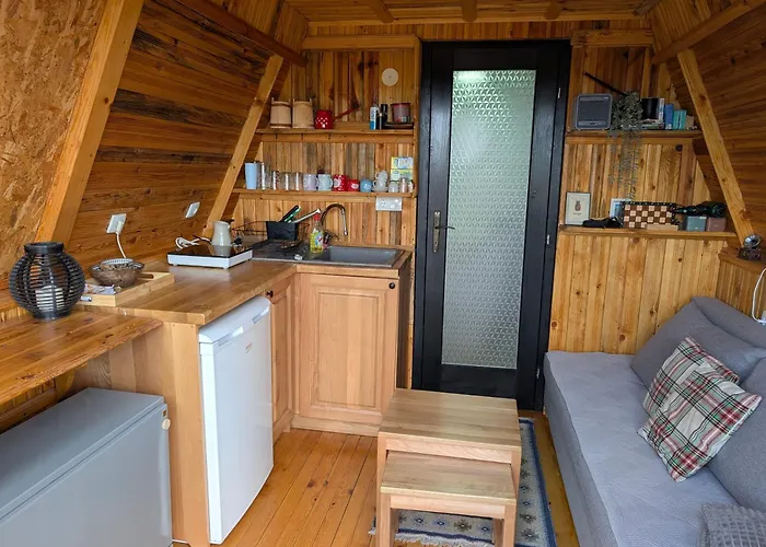 A Pine Vikendica U Srcu Zapadne Srbije *